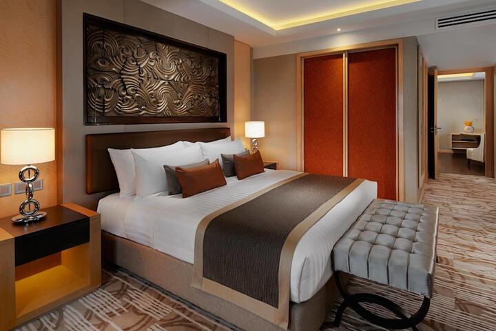 Room 3 of 277