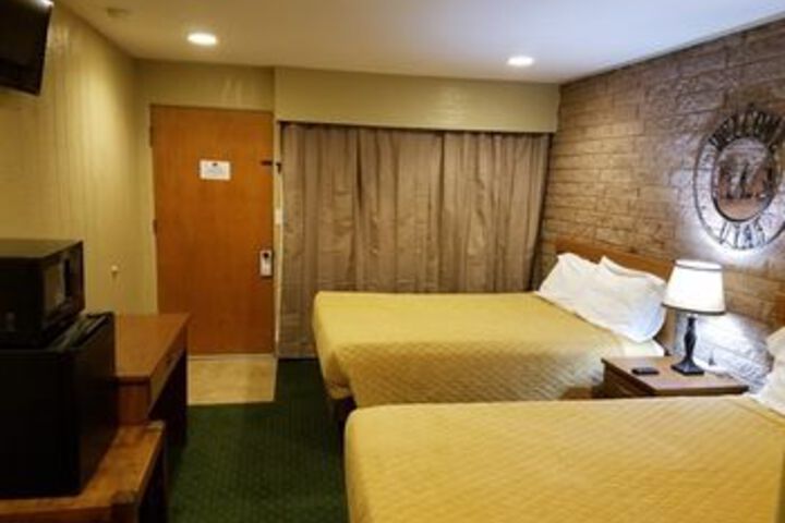 Room 16 of 35