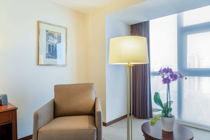 Room 73 of 140