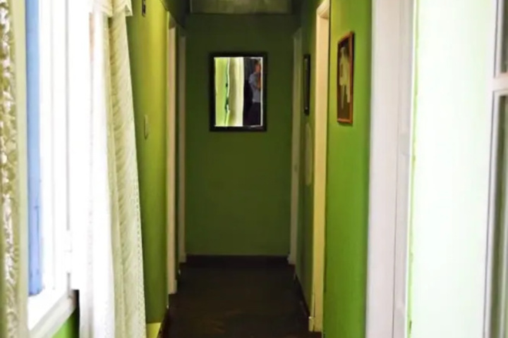 Room 19 of 25