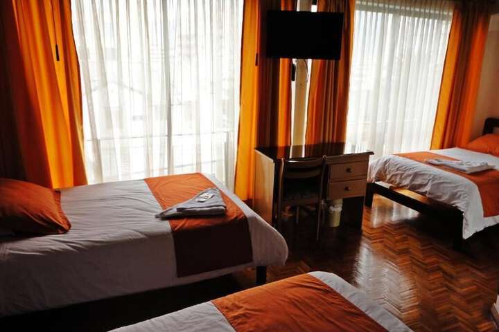 Room 6 of 29