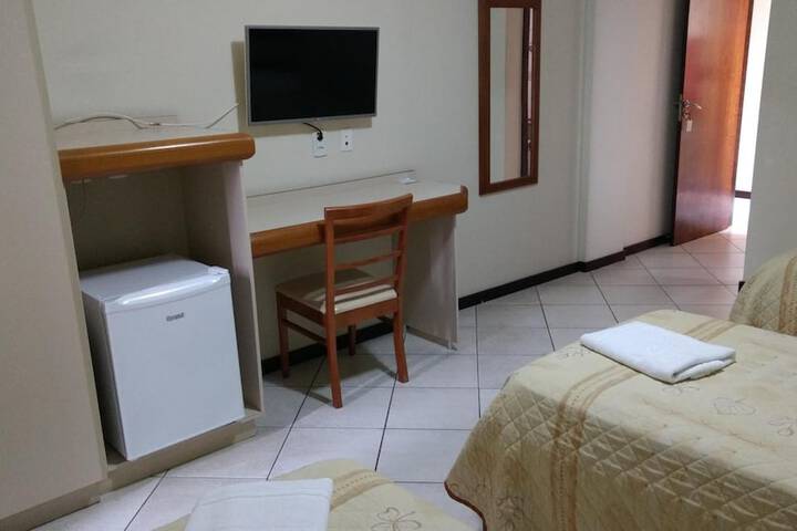 Room 27 of 60