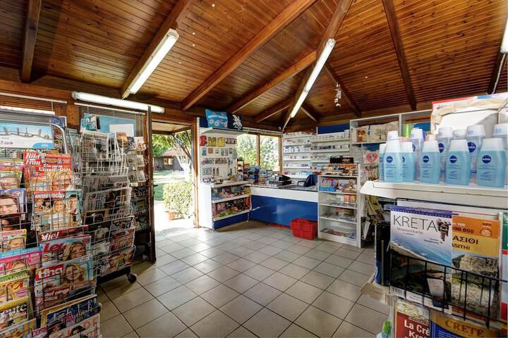 Gift Shop 108 of 209