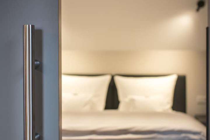 Room 17 of 125