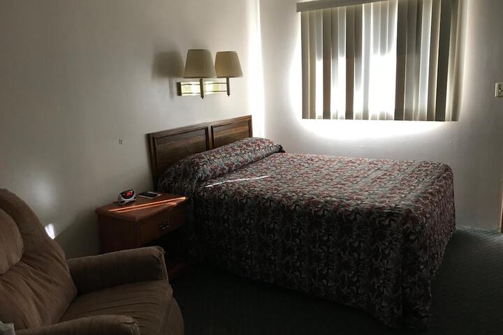 Room 17 of 52