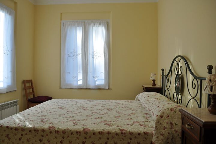 Room 7 of 66