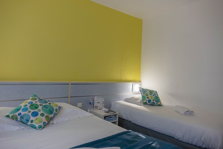 Room 4 of 21