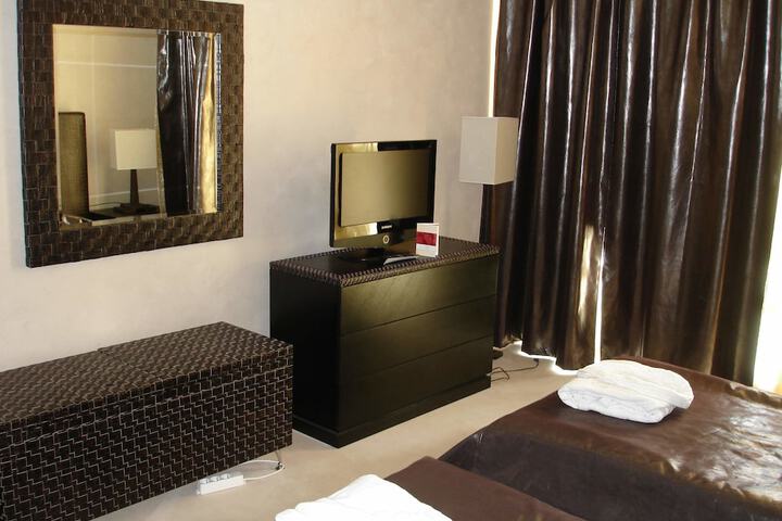 Room 116 of 209