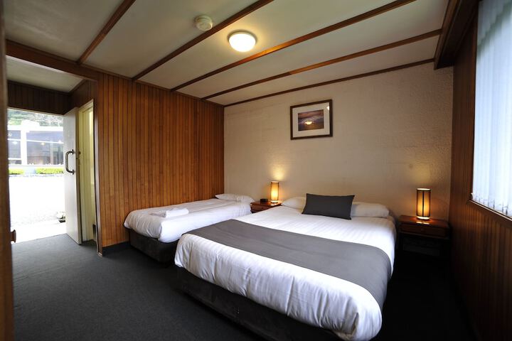 Room 7 of 43