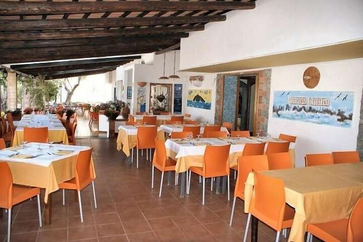 Dining Photos