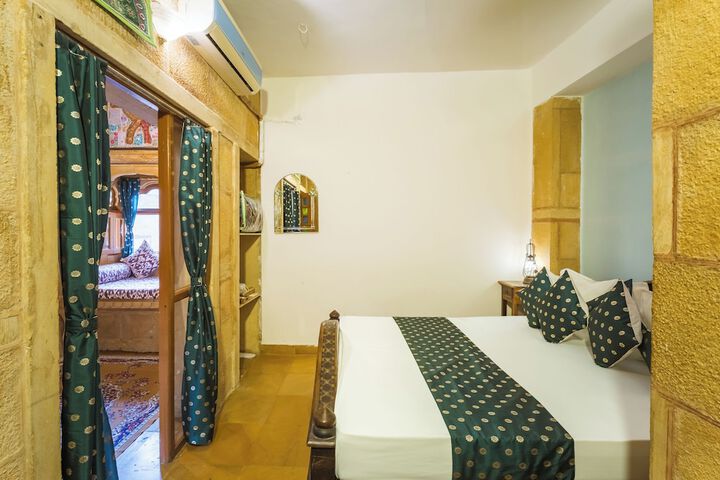 Room 8 of 29