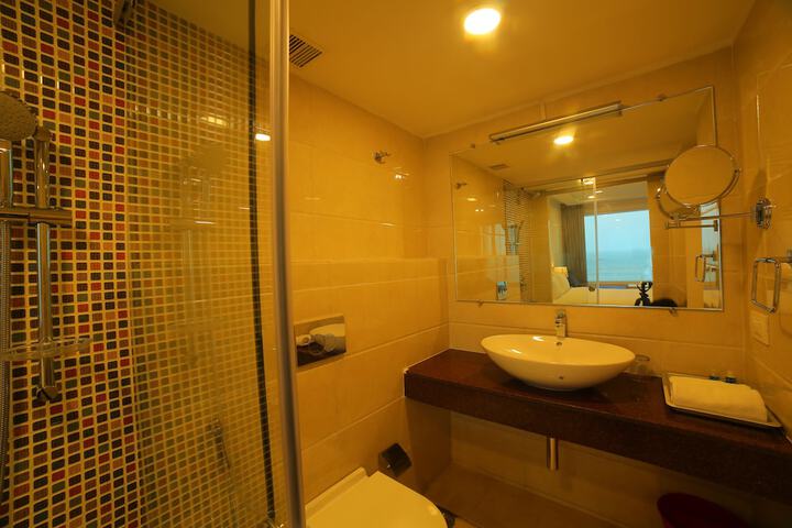 Room 20 of 46