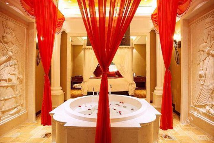 Xierdun Roman Holiday Hotel