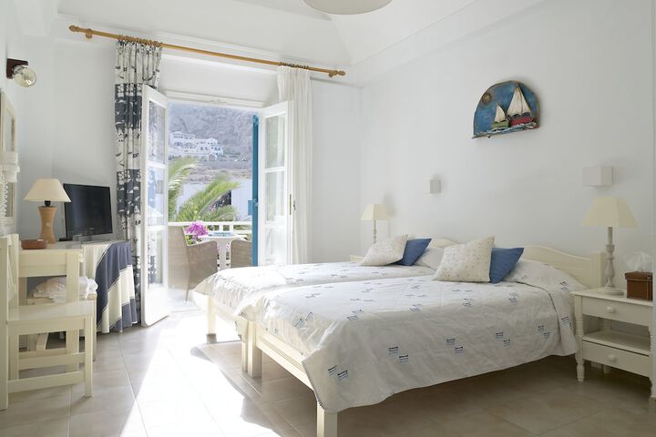 Room 4 of 46