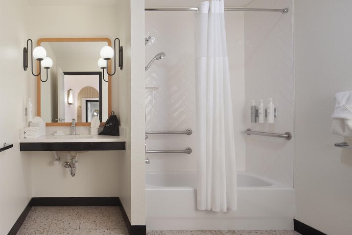 Bathroom shower
