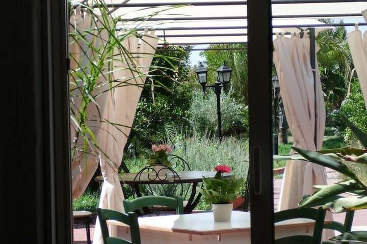 Terrace/Patio 8 of 61