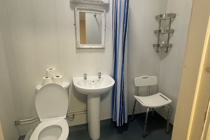 Room 32 of 58