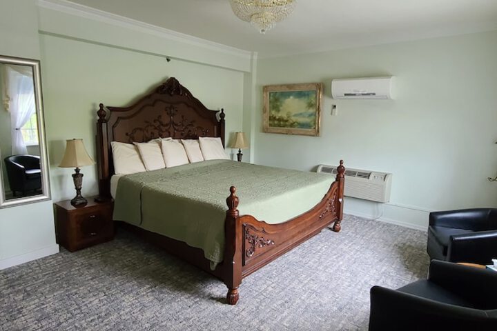 Room 46 of 206