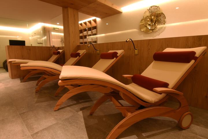 Spa 41 of 58