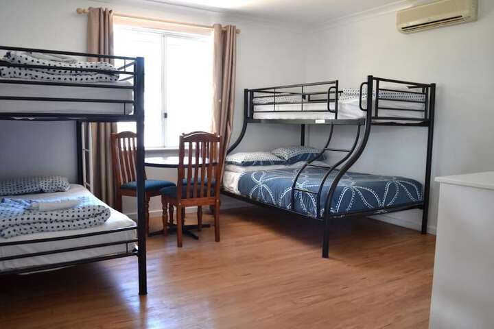 Room 31 of 65