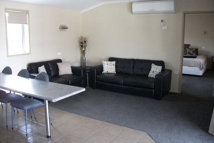 Room 8 of 49