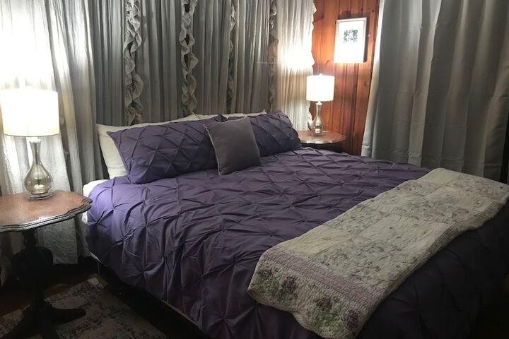 Room 25 of 66