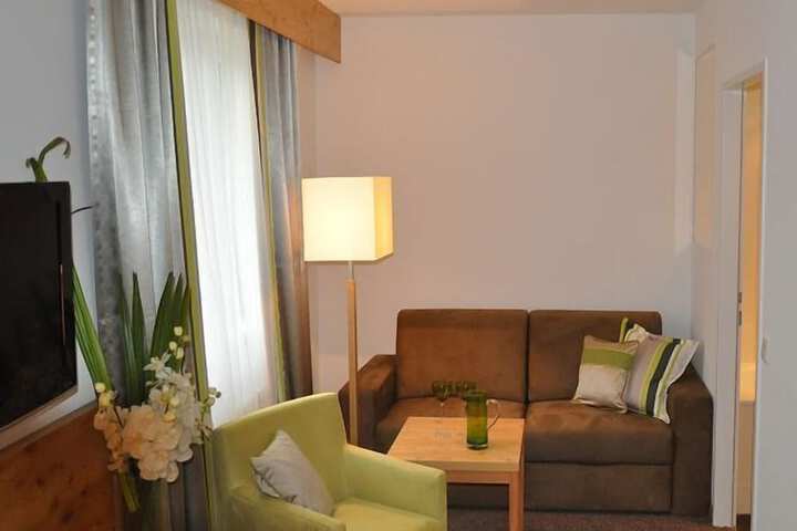 Room 14 of 31