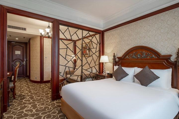 Room 41 of 63