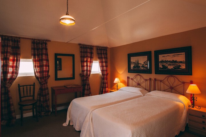 Room 5 of 30