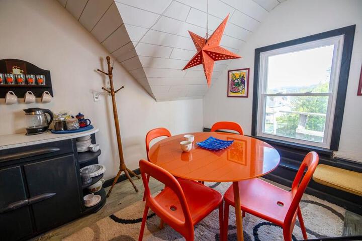 Crows Nest Crash-Pad