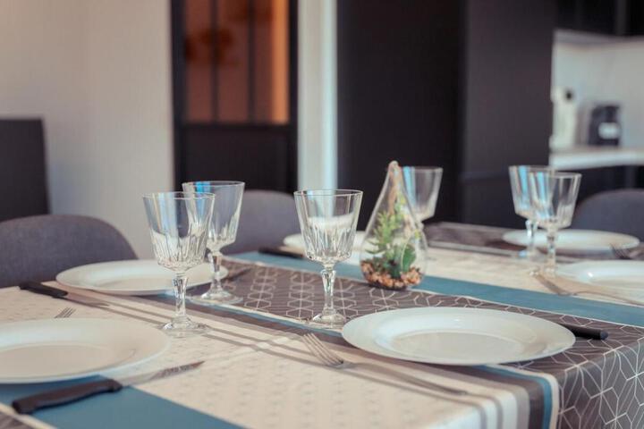 General 10 of 22