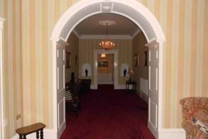 Ballroom/Hall 11 of 25