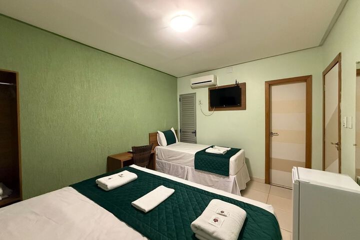 Room 8 of 20