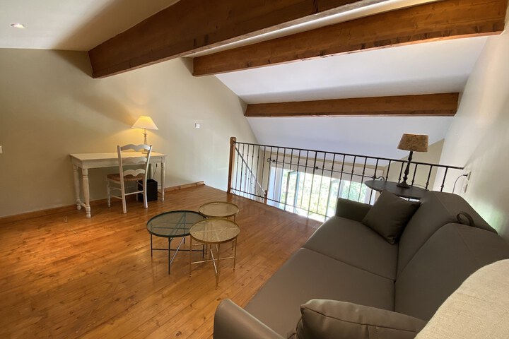 Room 10 of 47