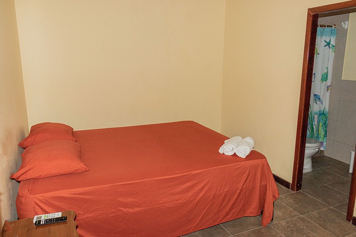 Room 10 of 35
