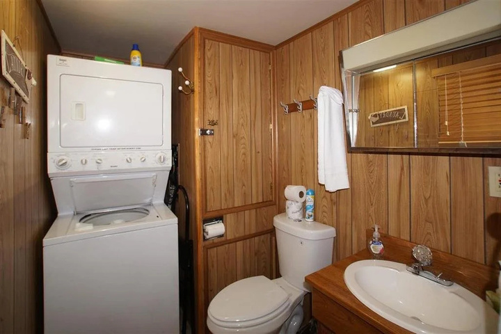 Room 4 of 14
