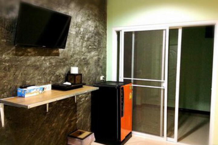 Room 21 of 25