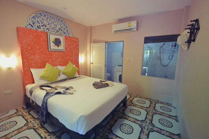 Room 29 of 86