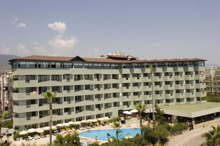 Pool Hotel