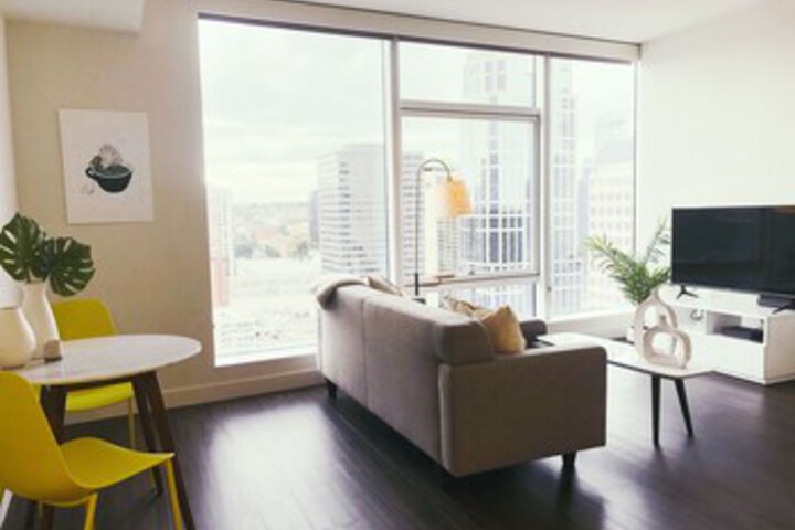 Room 28 of 69