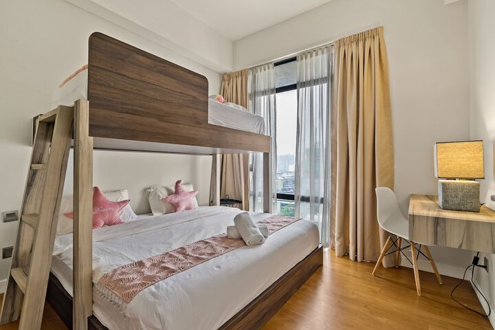 Room 47 of 216