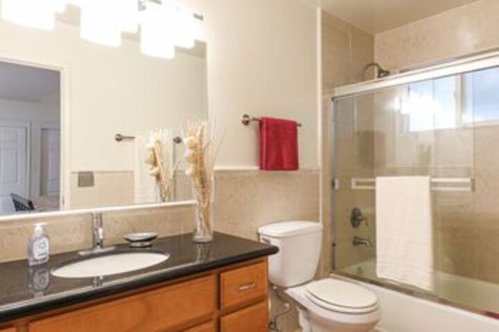 Room 4 of 42