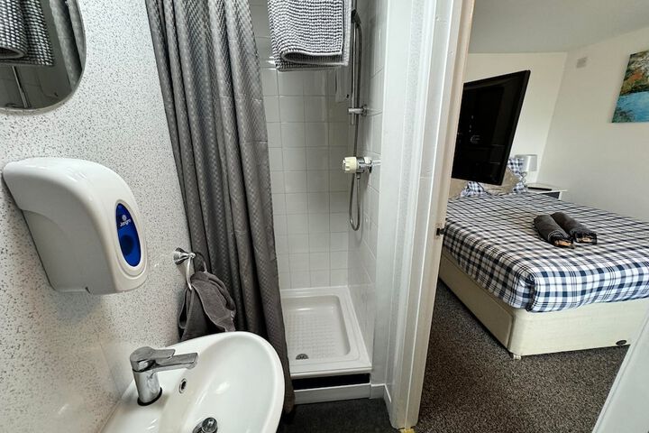 Room 92 of 125