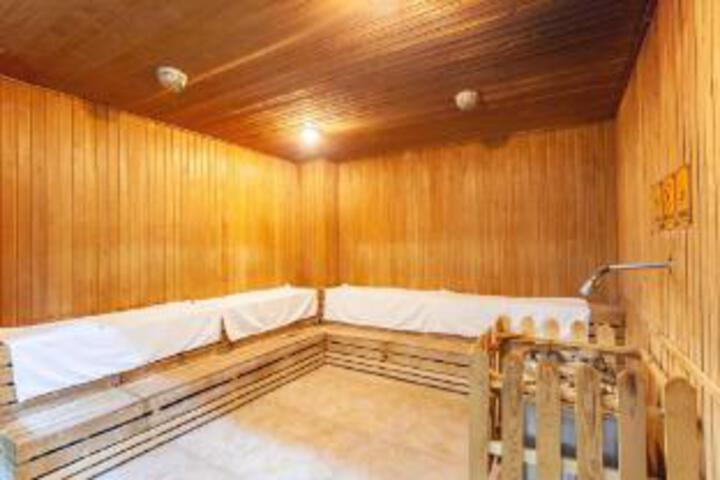 Spa 8 of 23