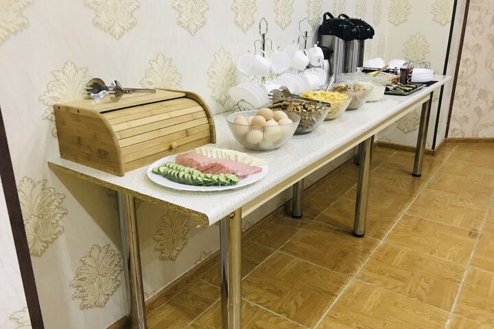 Dining 2 of 23
