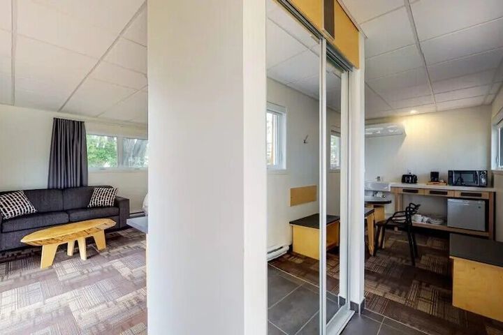 Room 45 of 140