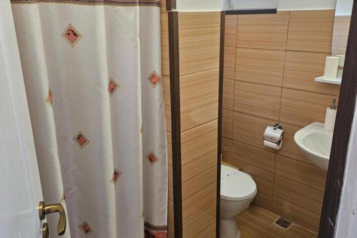 General 51 of 56