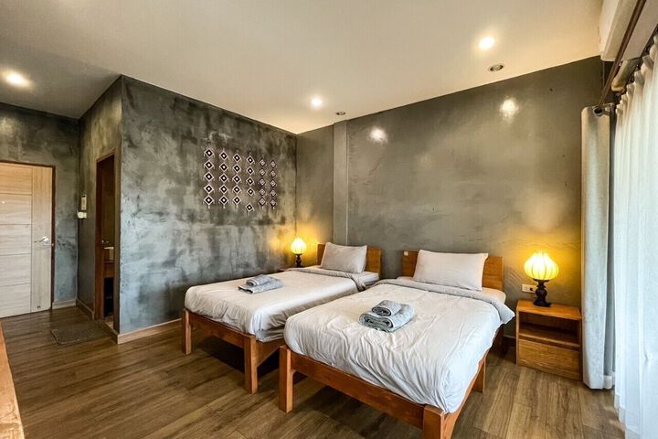 Room 15 of 22