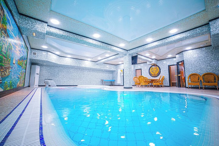 Pool 19 of 31