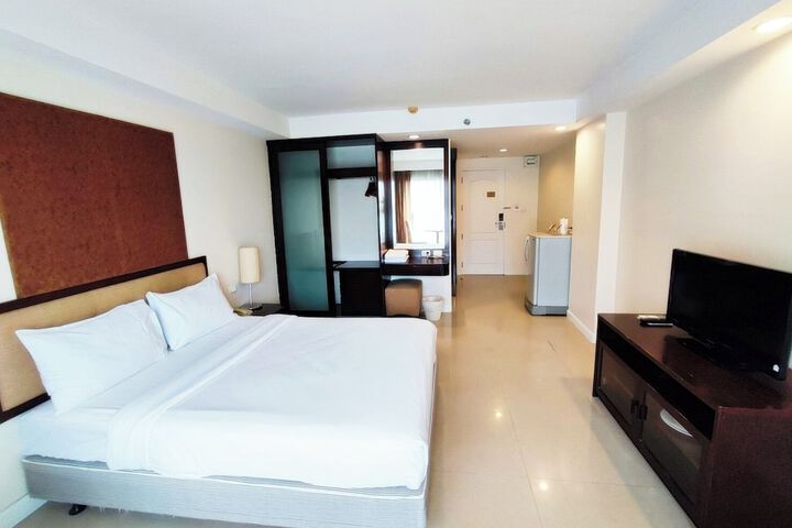 Room 38 of 59